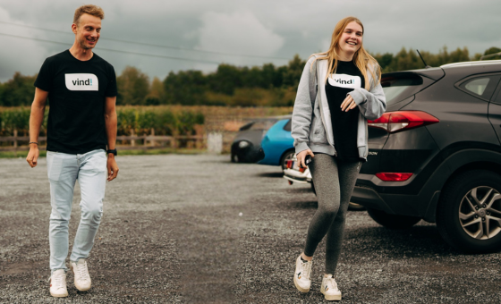 Welke 3 materialistische dingen zou je meenemen naar een onbewoond eiland? 